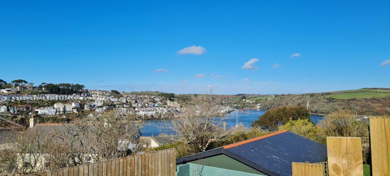 Pentire, On The Coastal Path Villa Polruan Exterior photo