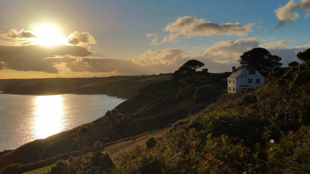 Pentire, On The Coastal Path Villa Polruan Exterior photo